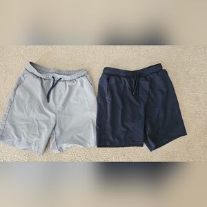 Vineyard Vines Performance Boys Shorts Size Large Set Of Two Shorts Gray AndNavy